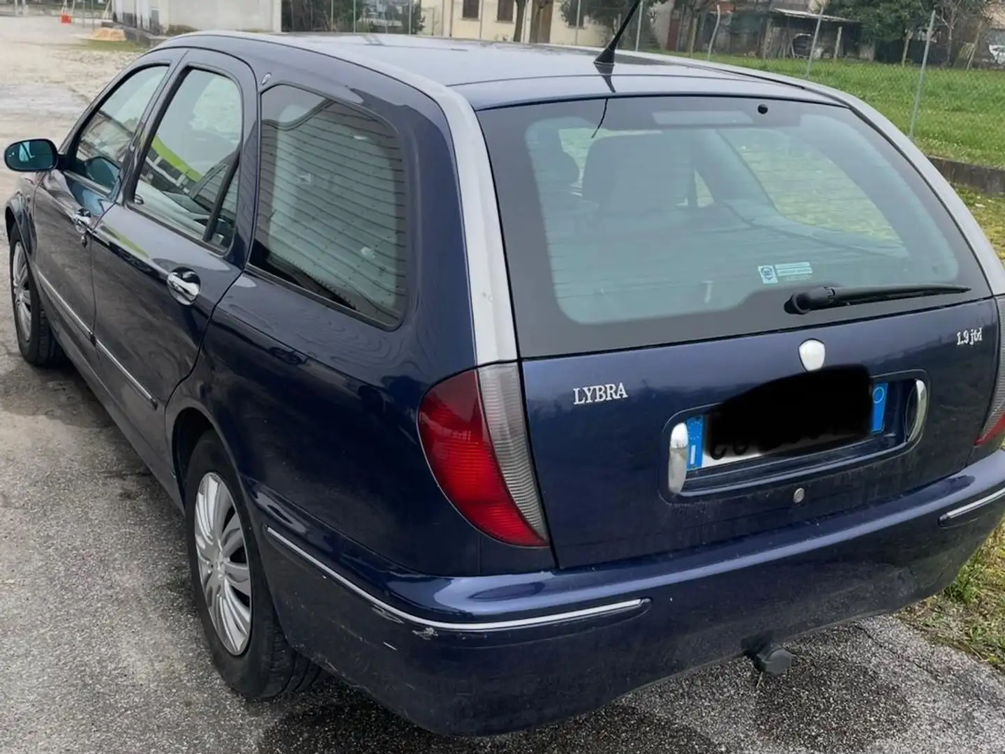 Lancia Lybra Lybra SW 1.9 jtd 115cv Azul - 2