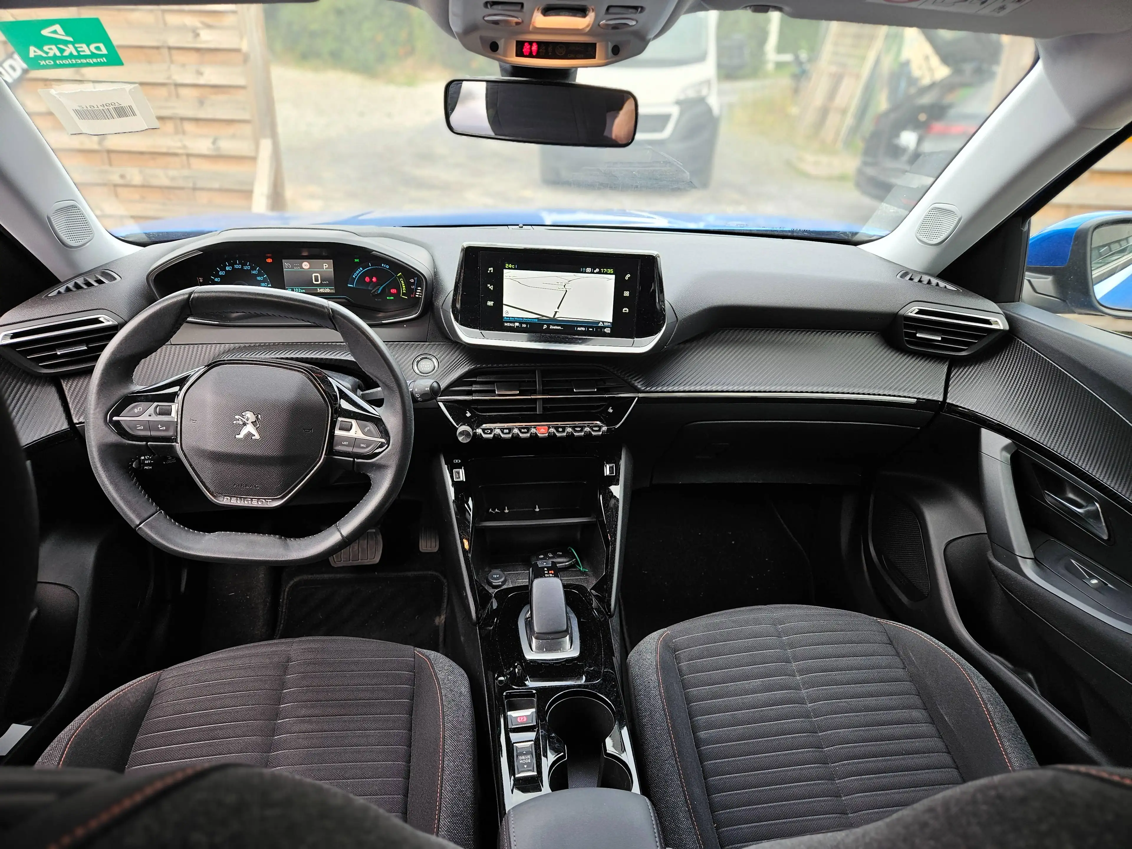 Peugeot e-2008 e-2008 50 kWh Active — photo 10