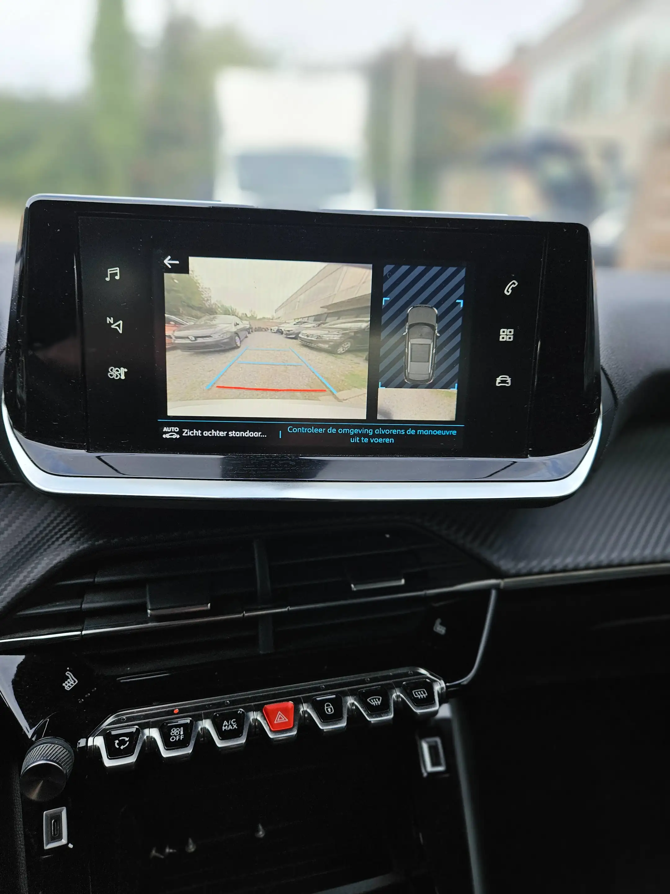 Peugeot e-2008 e-2008 50 kWh Active — photo 14