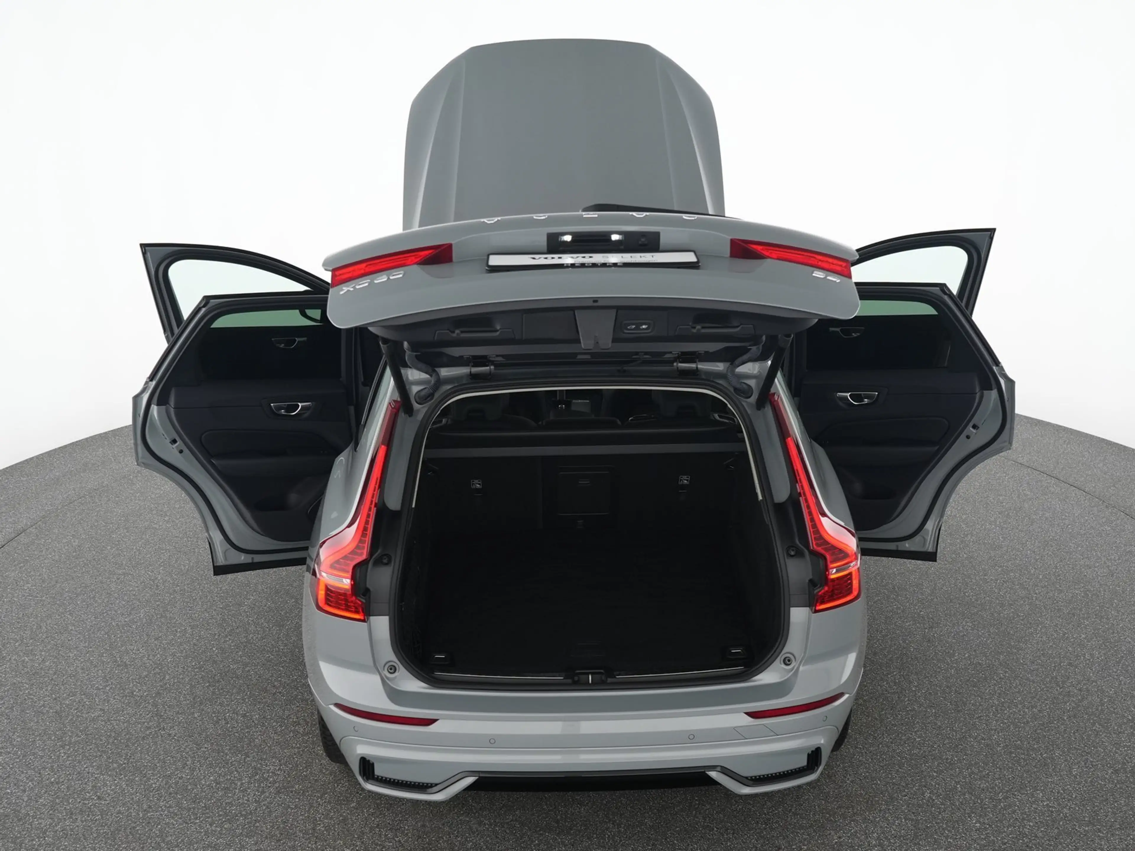 Volvo XC60 B4 Benzin Plus Dark LEDER*ACC*H&K-SOUND — photo 14
