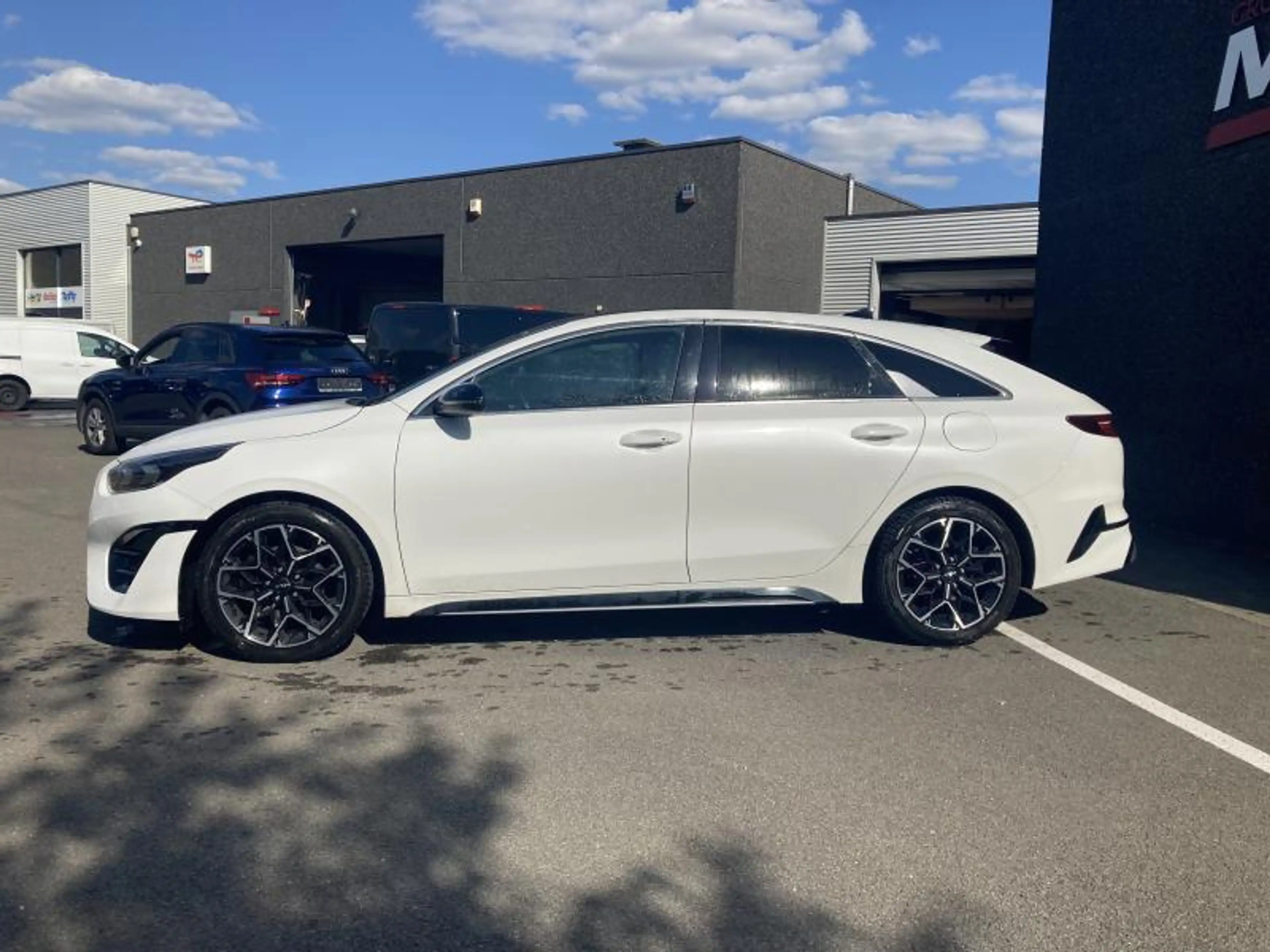 Kia ProCeed / pro_cee'd 1.0L ESS PRIX MARCHAND-EXPORT — photo 3