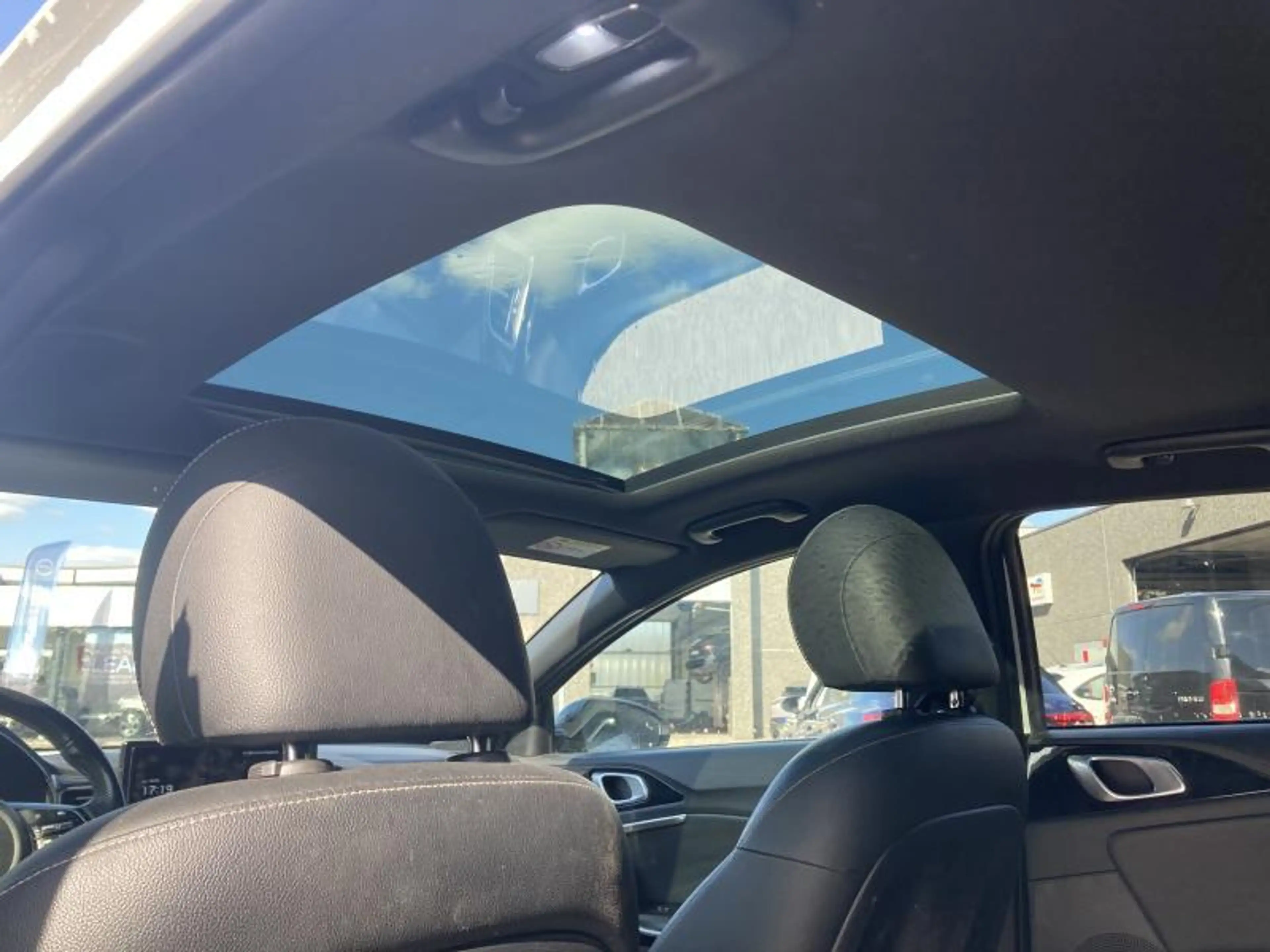 Kia ProCeed / pro_cee'd 1.0L ESS PRIX MARCHAND-EXPORT — photo 13