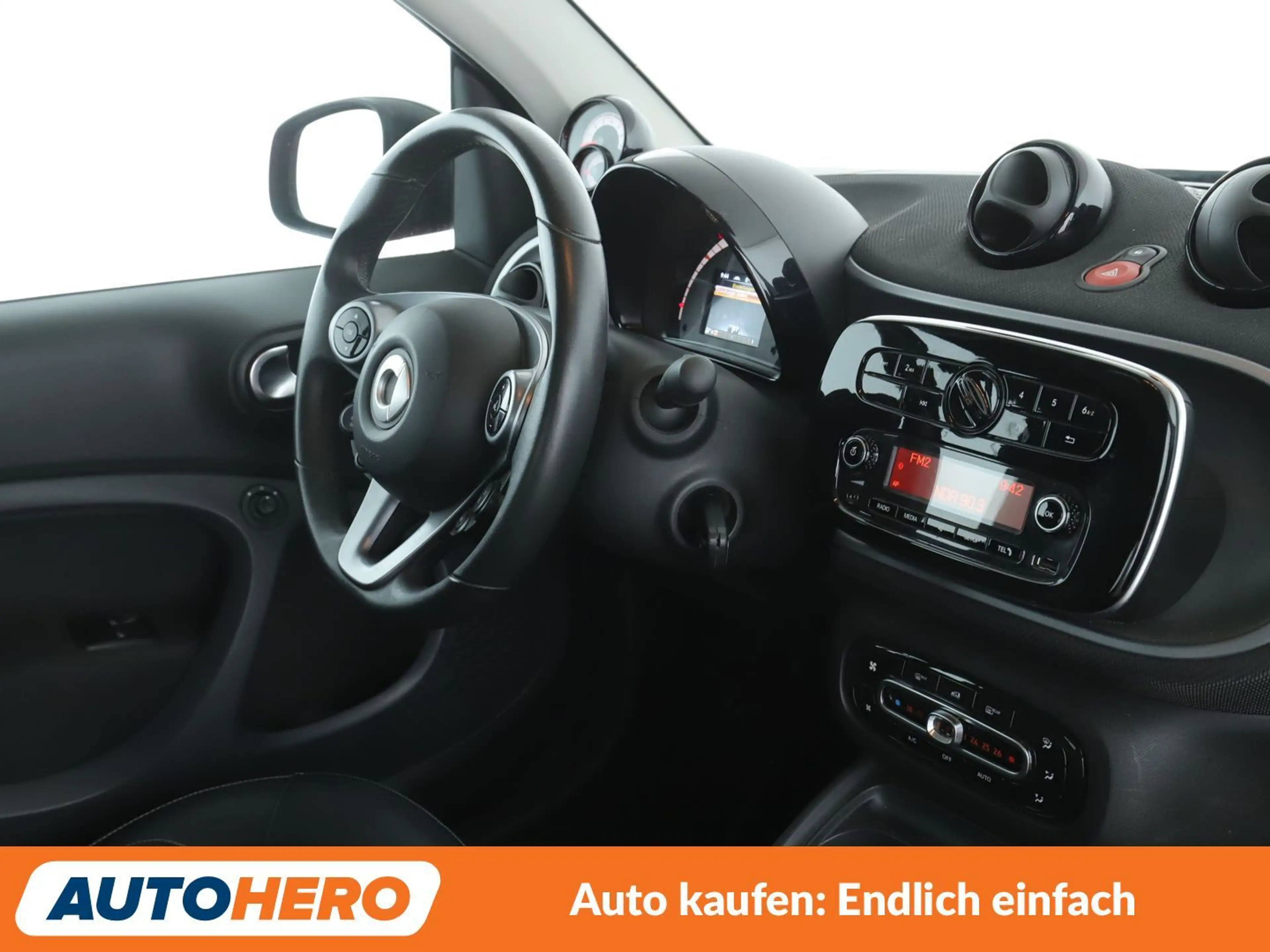 smart forTwo 1.0 Basis Prime Aut.*TEMPO*SHZ*KLIMA*GARANTIE* — photo 12