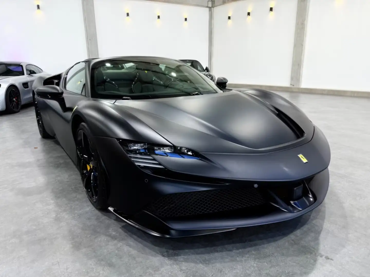 Ferrari SF90 Spider Negro - 1