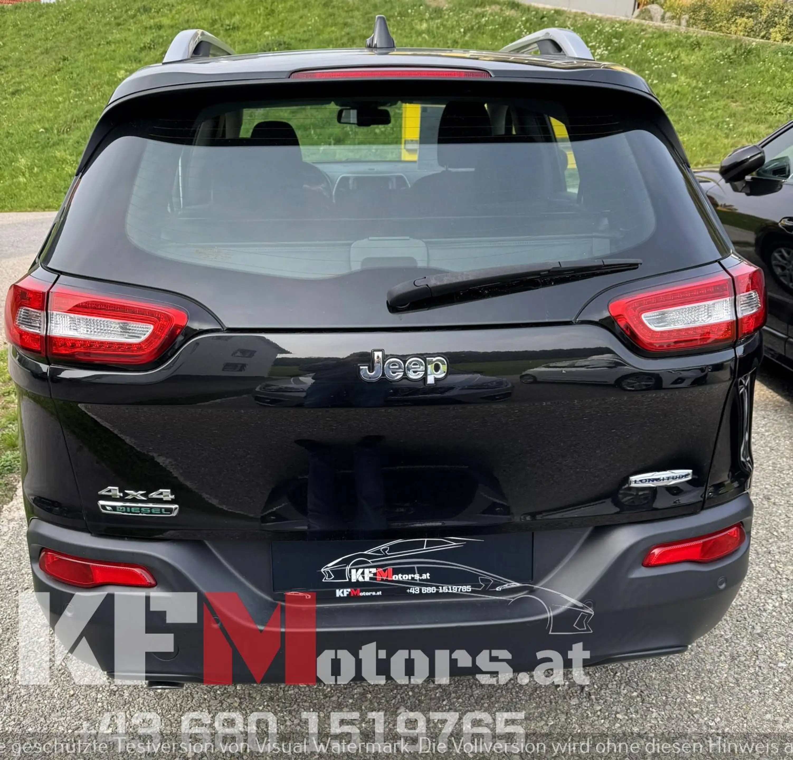 Jeep Cherokee Longitude 4WD — photo 4