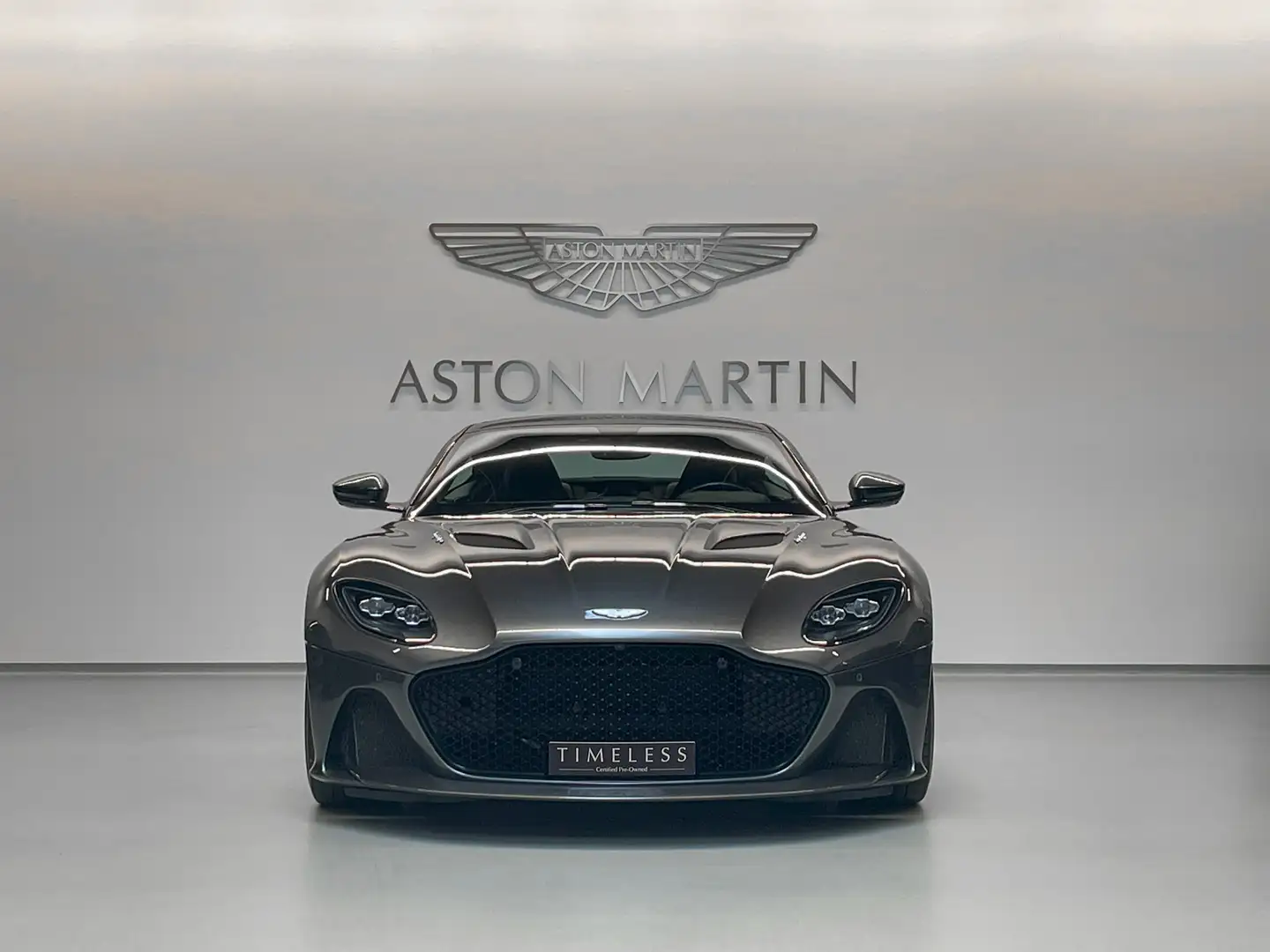 Aston Martin DBS Superleggera Coupe | Aston Martin Brussels Argintiu - 2