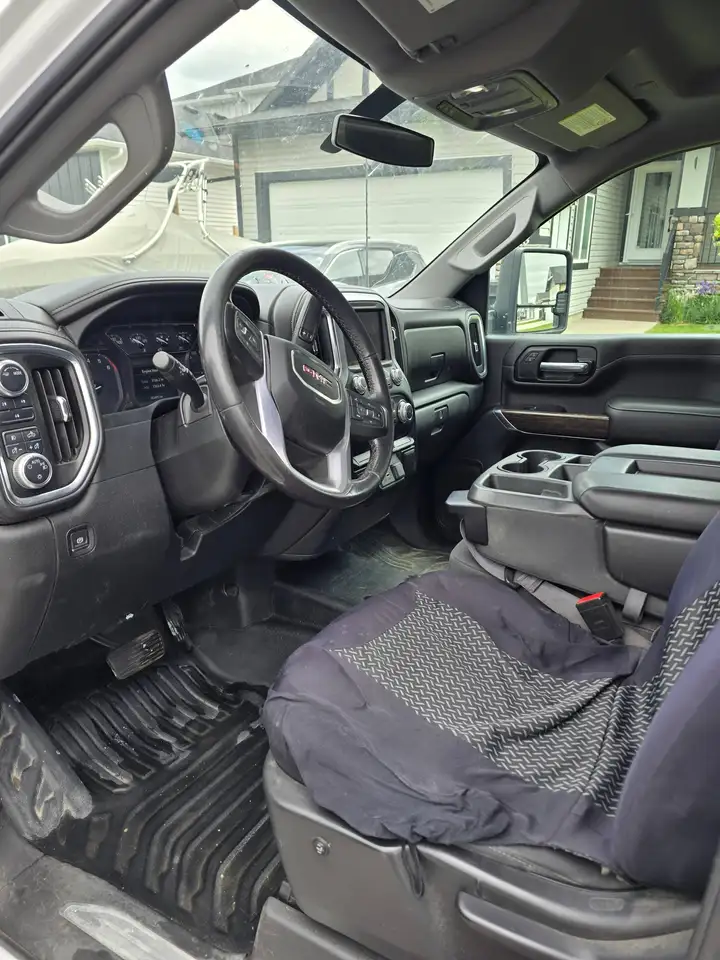 GMC Sierra 2500HD photo GMC Sierra 2500HD