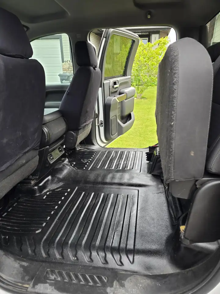 GMC Sierra 2500HD photo GMC Sierra 2500HD