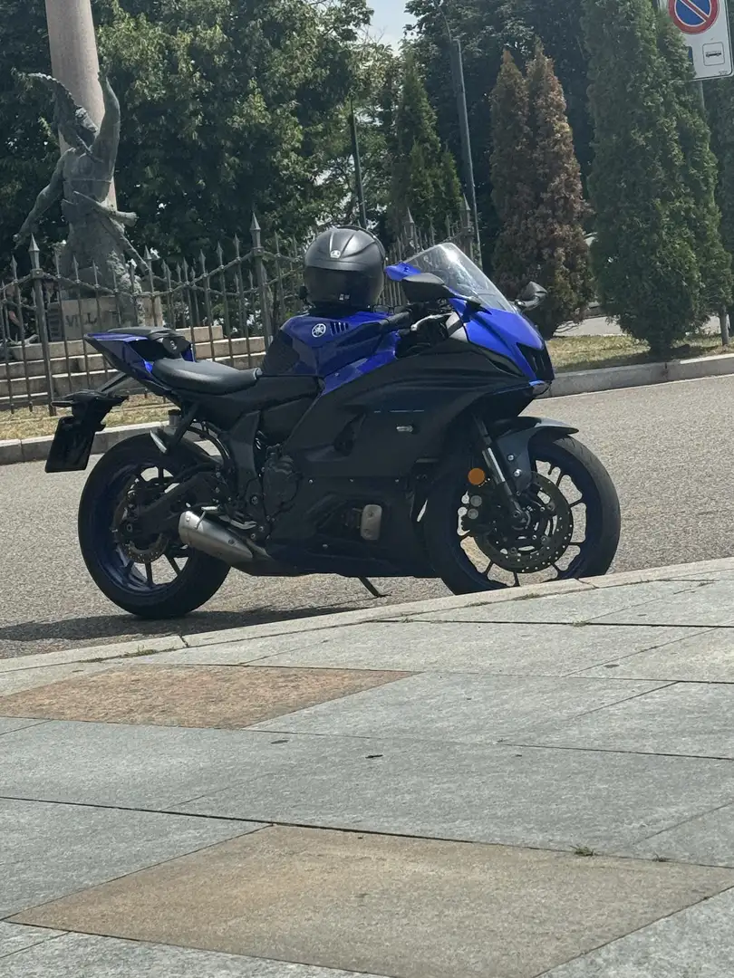 Yamaha YZF-R7 - 1