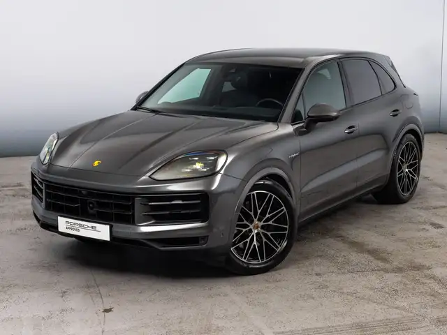 Porsche Cayenne view 12