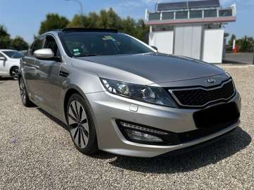 1.7 CRDI / Automatik / Panorama / Xenon / VOLL !