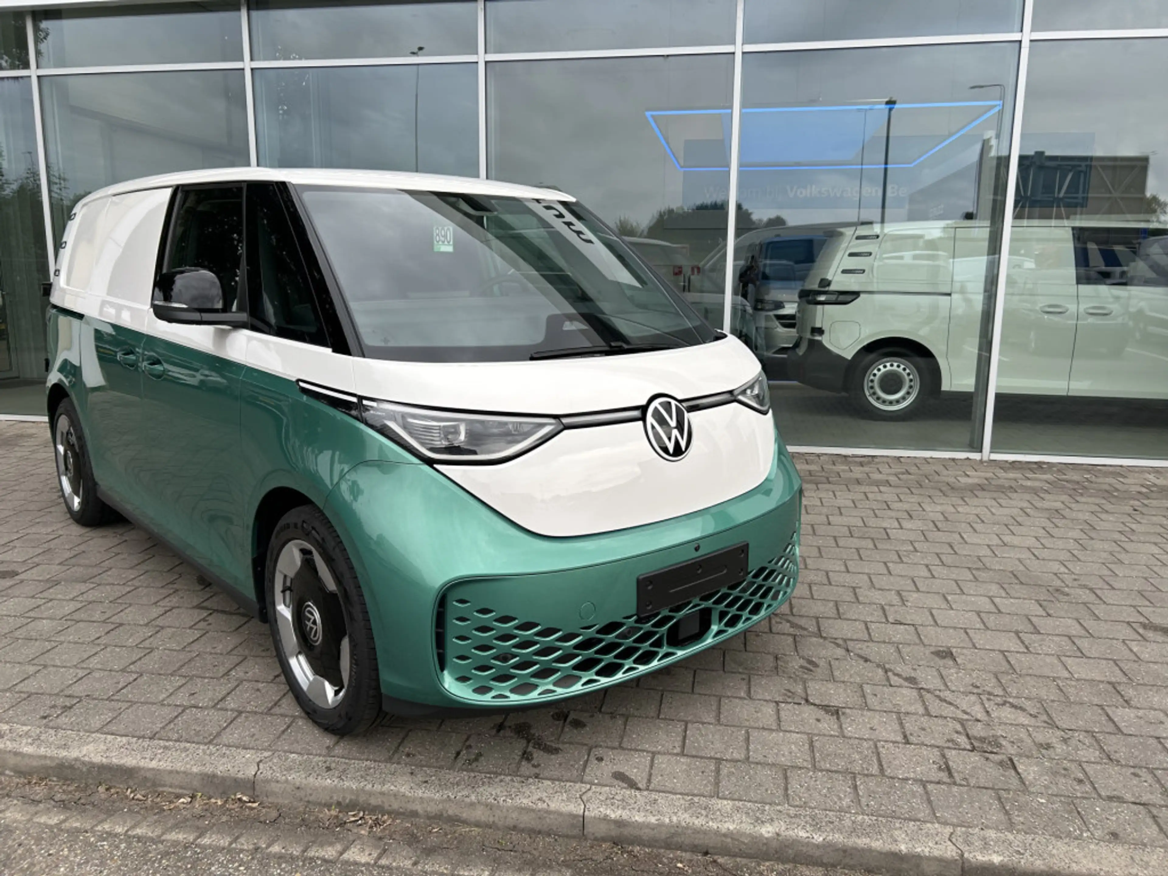 Volkswagen ID. Buzz Cargo Bulli Limited Edition 79 kWh — photo 3