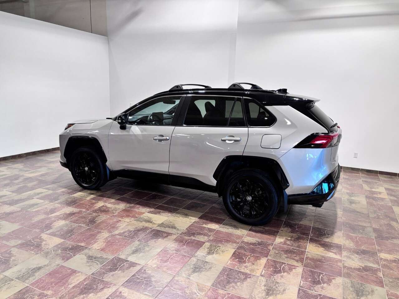 2023 Toyota RAV4 Hybrid XSE AWD — снимка 1