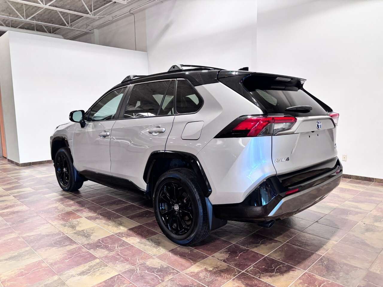 2023 Toyota RAV4 Hybrid XSE AWD — снимка 1