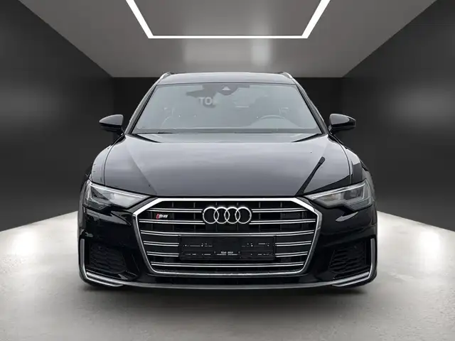 Audi S6 view 9