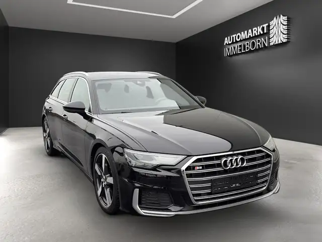 Audi S6 view 2