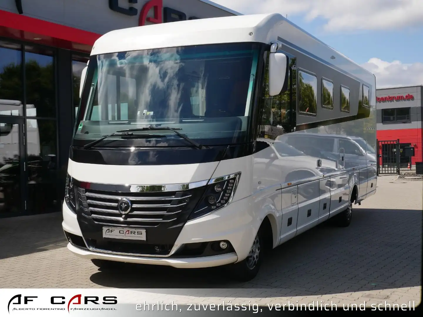 Niesmann+Bischoff 920 LF Flair Voll Hubstützen Weiß - 2