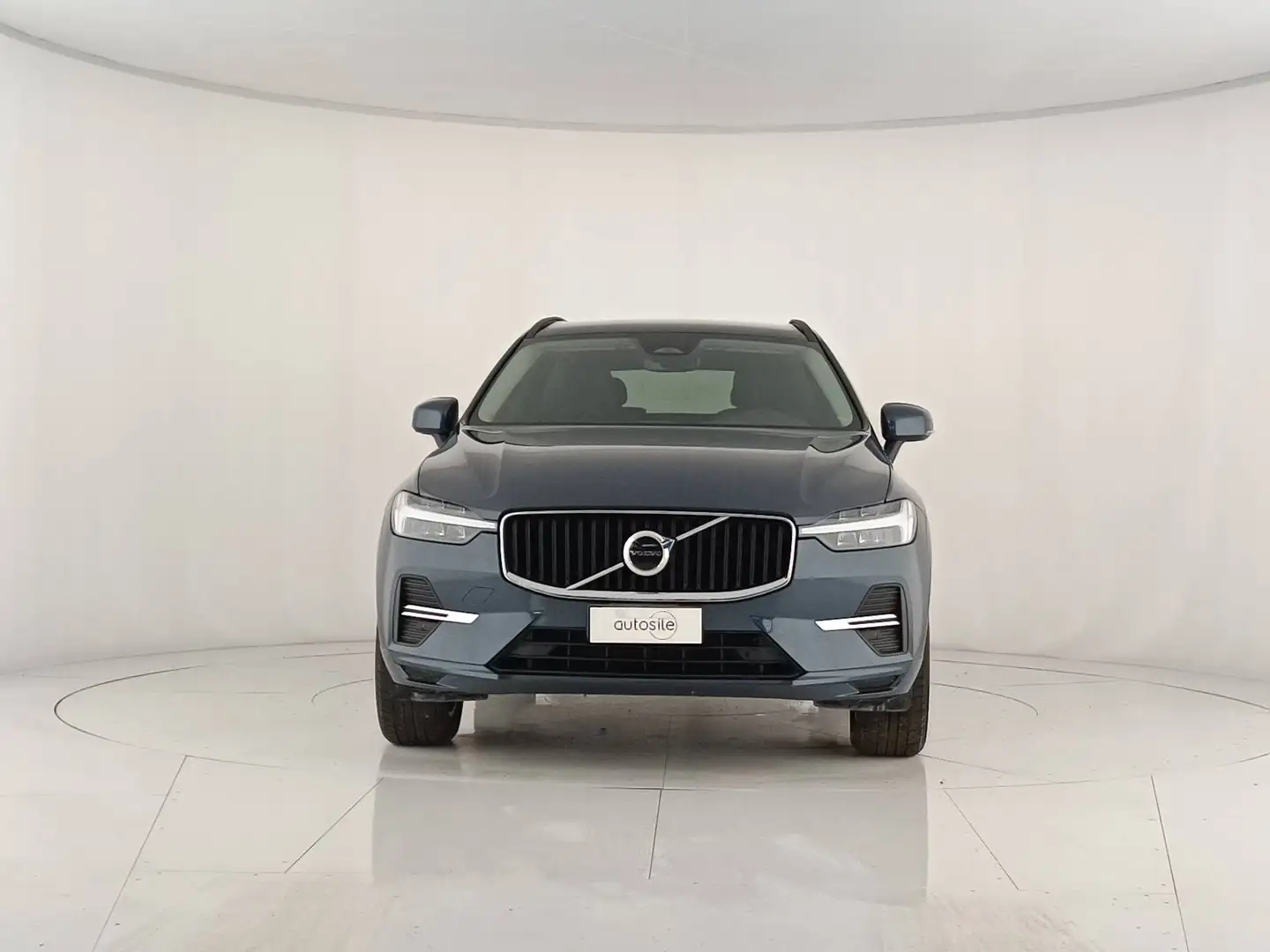 Volvo XC60 2.0 B4 Core Blu/Azzurro - 2
