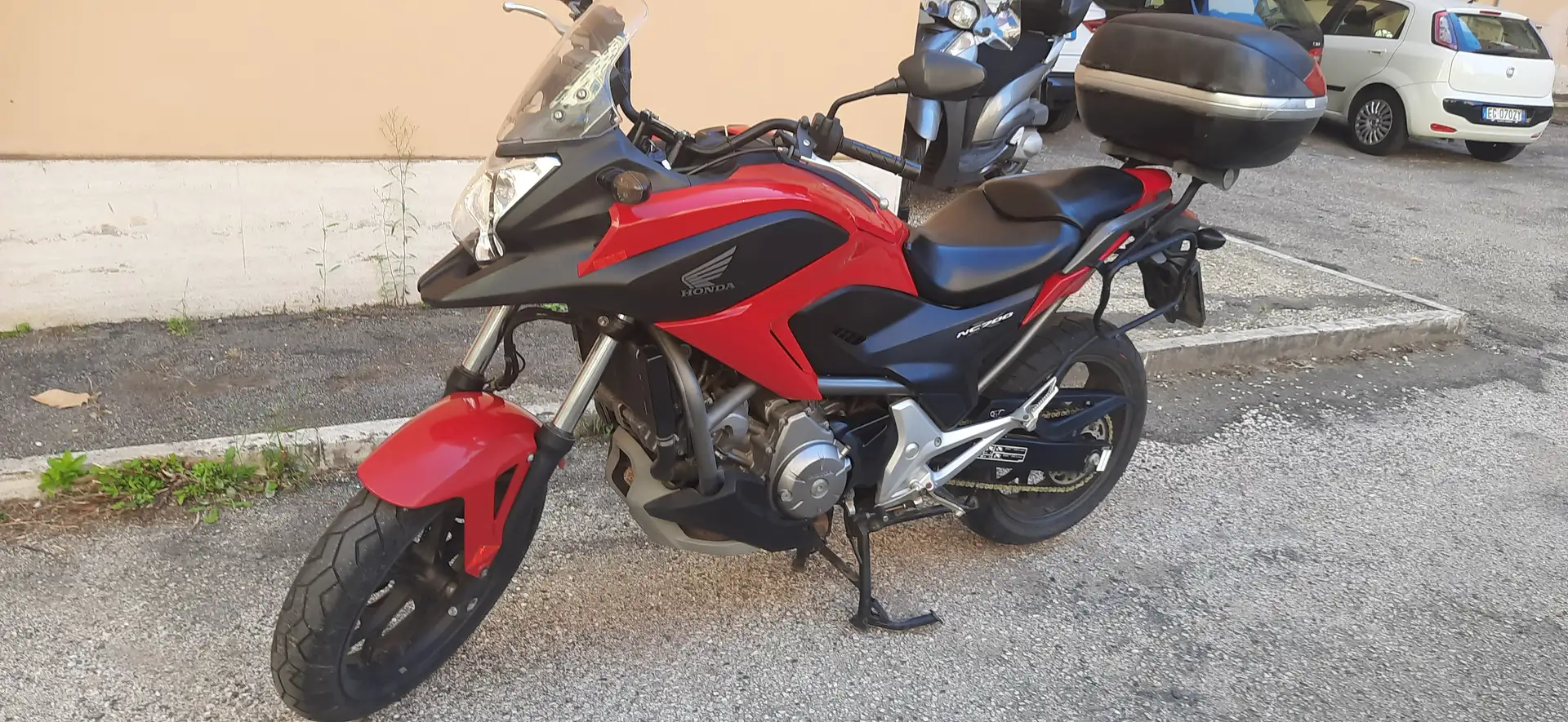 Honda NC 700 Rosso - 2