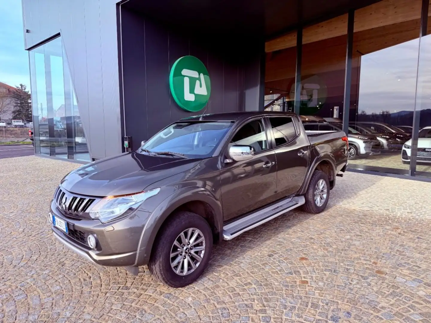 Mitsubishi L200 UNIPRO - KM 115.000 - FULL OPTIONAL - NO OBBLIGO F Verde - 2