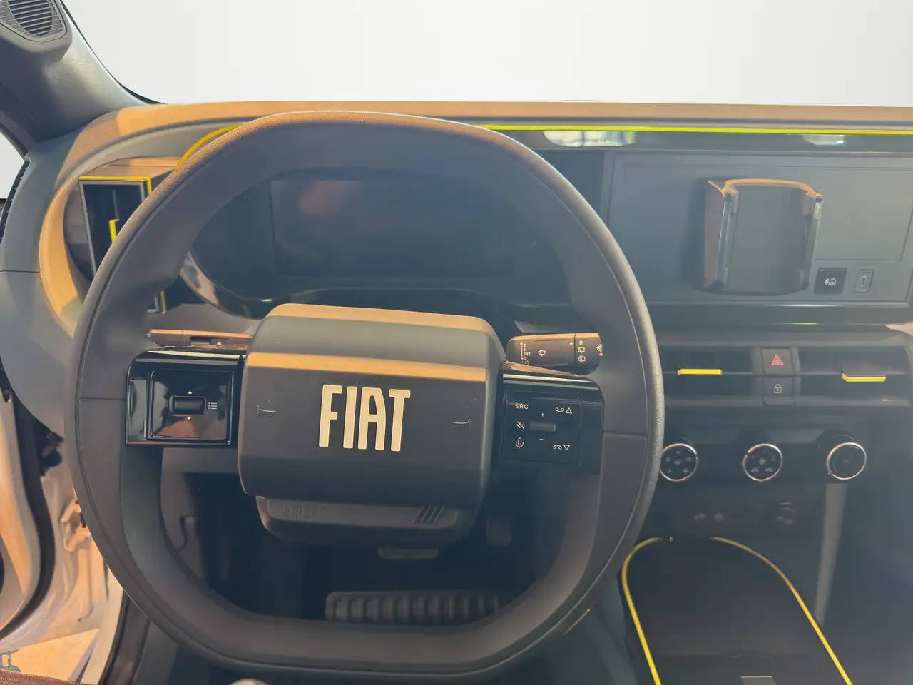 Fiat Grande Panda 2026 — фото 11