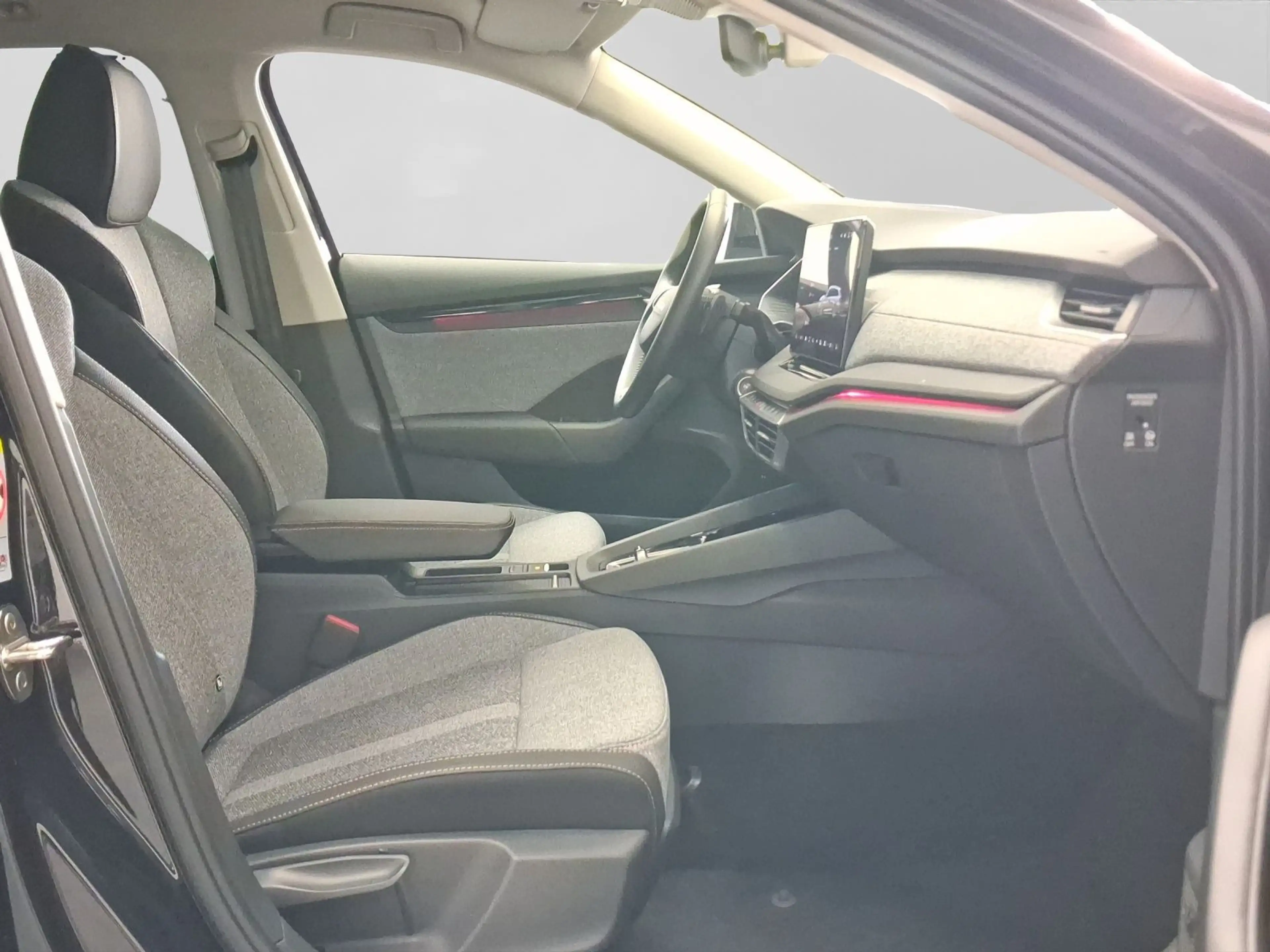 Skoda Octavia Combi 2.0 TDI DSG TOUR MATRIX LM17 HuD 3 — photo 4