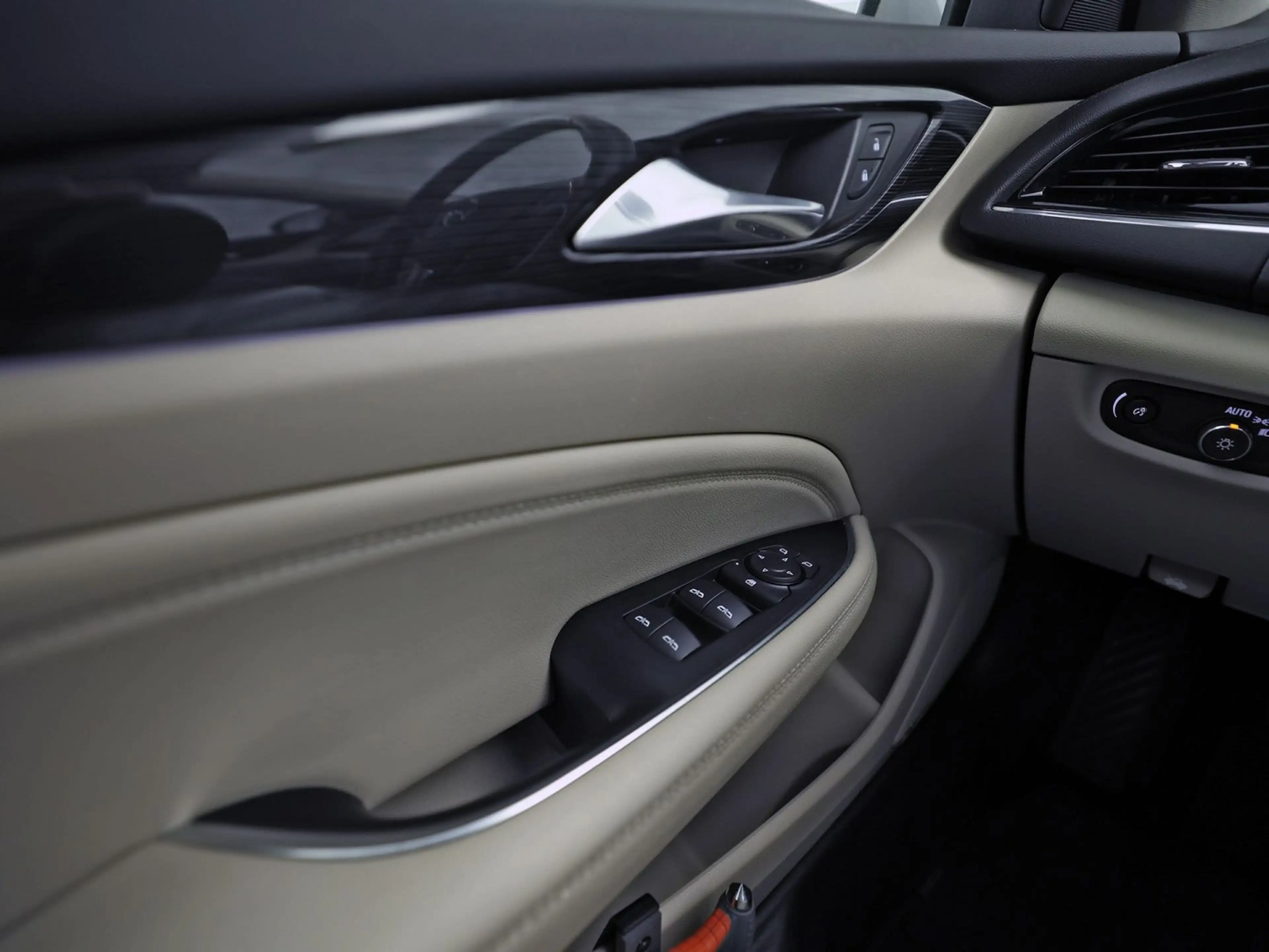 Opel Insignia 1.5 Turbo Innovation Sport Pack 165Pk (PANORAMADAK — photo 27