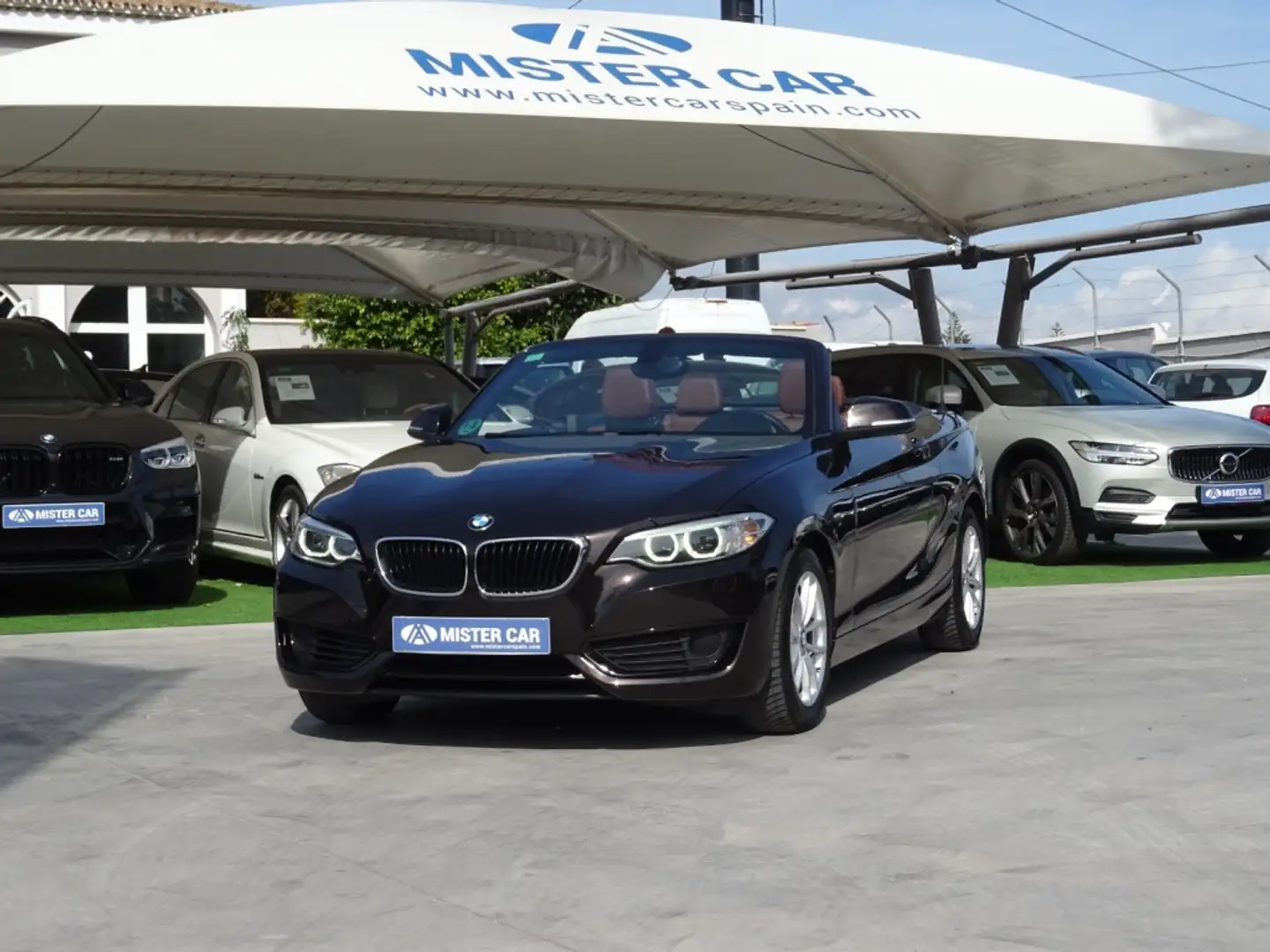 BMW 218 218iA Cabrio Schwarz - 1