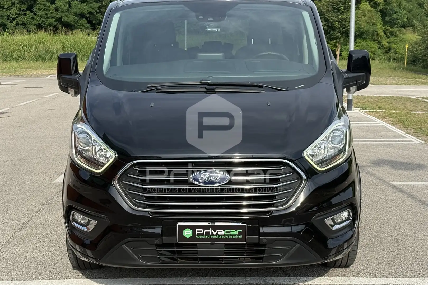 Ford Tourneo Custom Tourneo Custom 320 2.0 EcoBlue 185CV MHEV PL Activ Black - 2