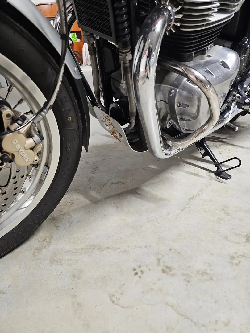 Royal Enfield Interceptor Orange - 2