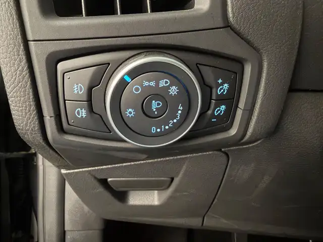 Ford Focus view 8