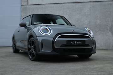 Leder | Camera | LED | Pano | Carplay | Facelift