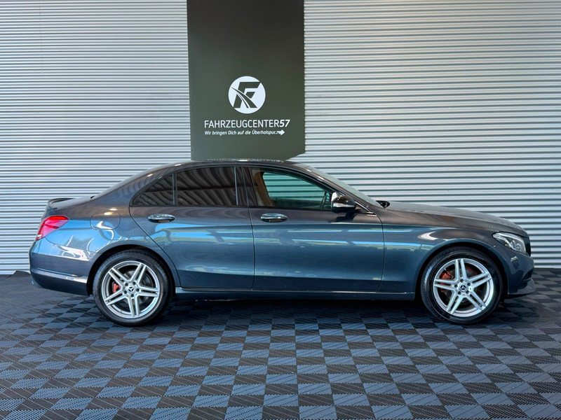 Mercedes-Benz C 180 AVANTGARDE — photo 6