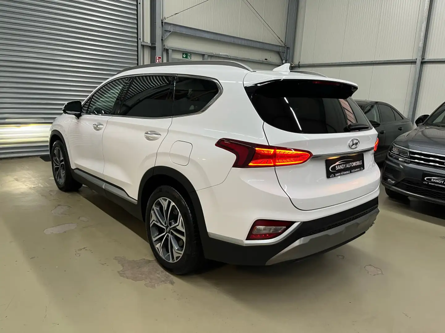 Hyundai SANTA FE Premium 4WD 7.Sitzer 360°Kamera Panoram Bílá - 2