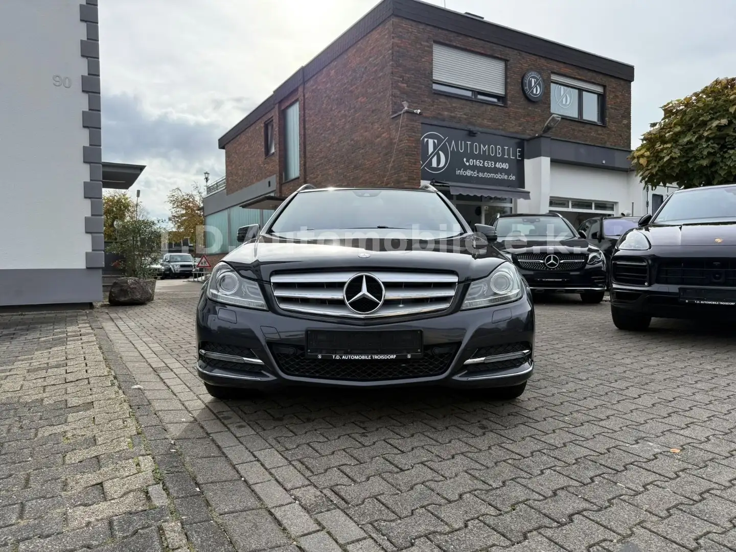Mercedes-Benz C 350 C350 CDI AMG Paket/ TÜV Neu / Insp. Neu Noir - 2