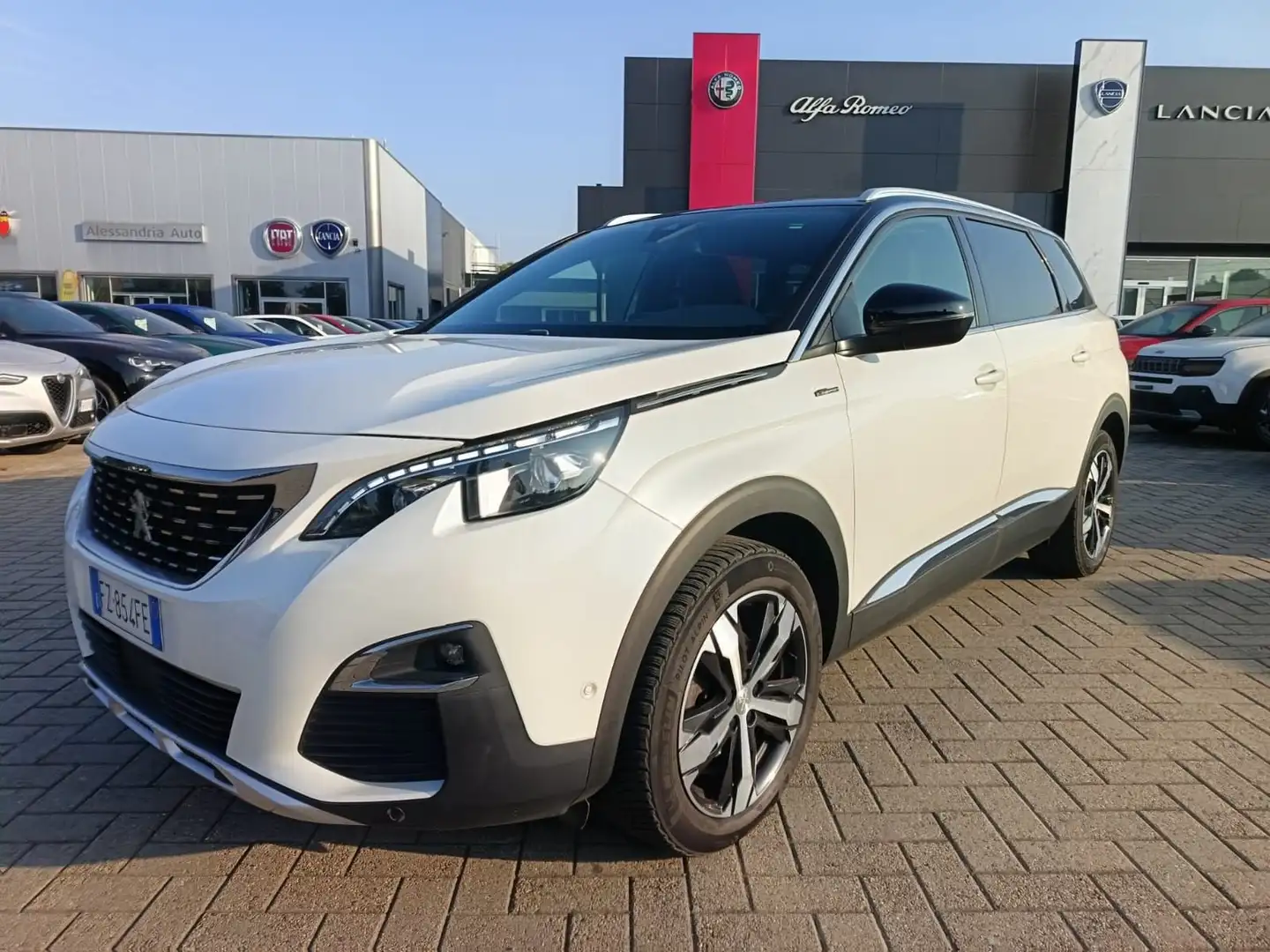 Peugeot 5008 5008 BlueHDi 130 S&S EAT8 GT Line Beige - 1