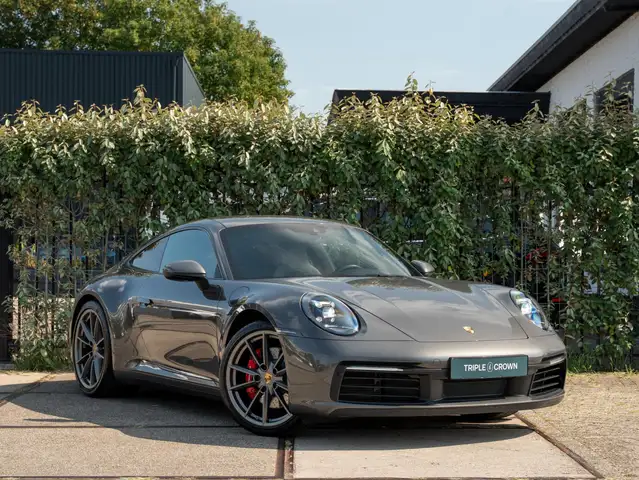 Porsche 992