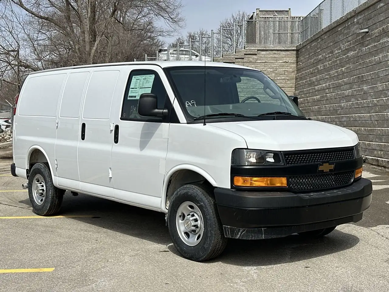 Chevrolet Express 2500 снимка Chevrolet Express 2500