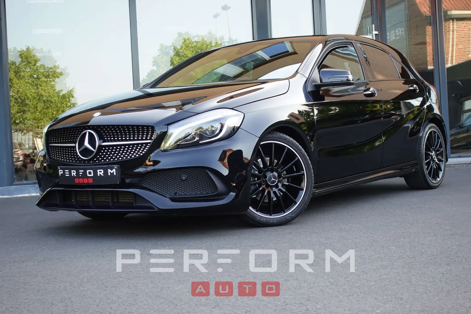 Mercedes-Benz A 160 *BENZINE*LAGE TAKS*LED* + 1 JAAR GARANTIE Noir - 1