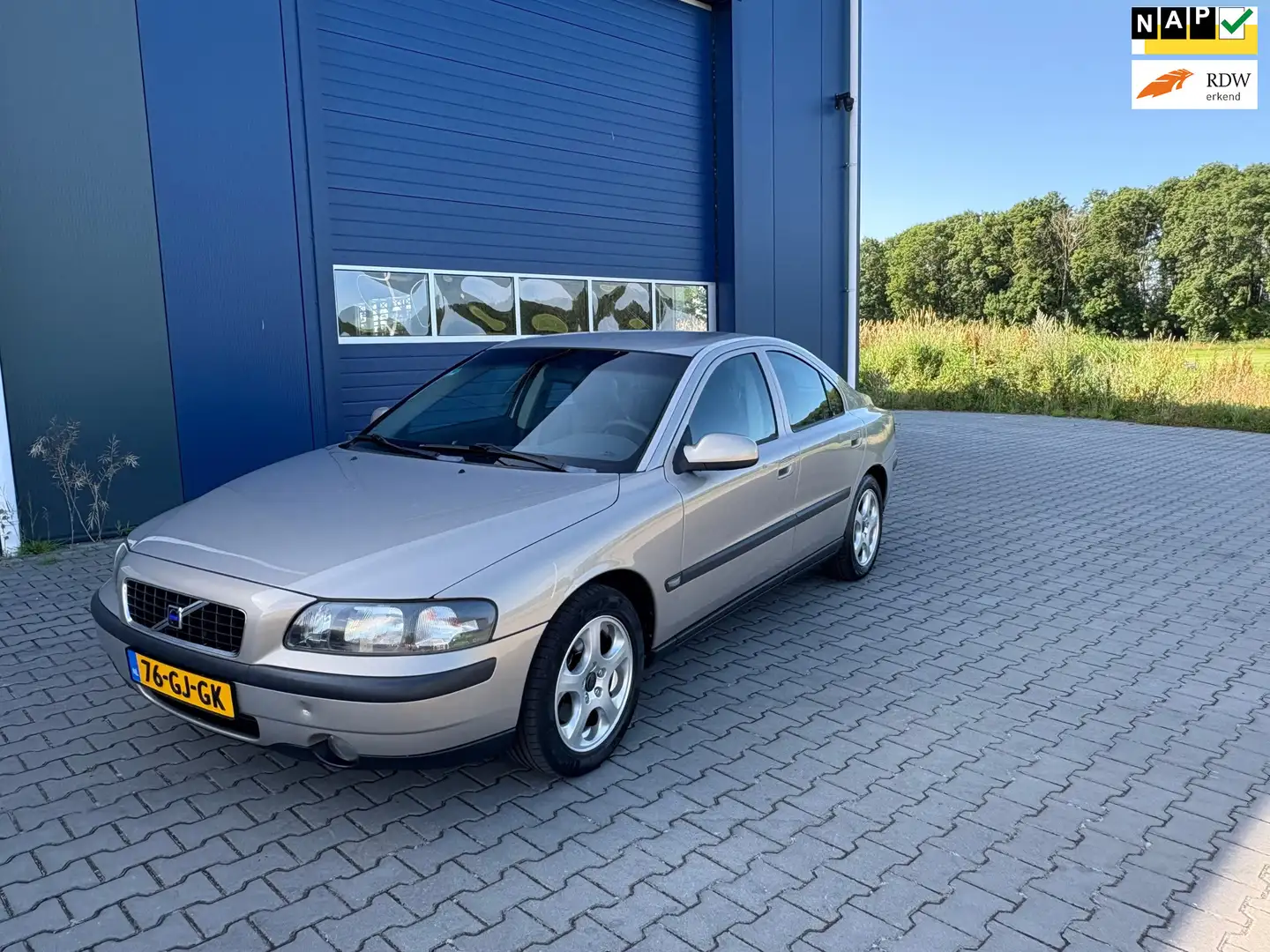 Volvo S60 2.4 Edition Airco Cruise controle!!! Beige - 1