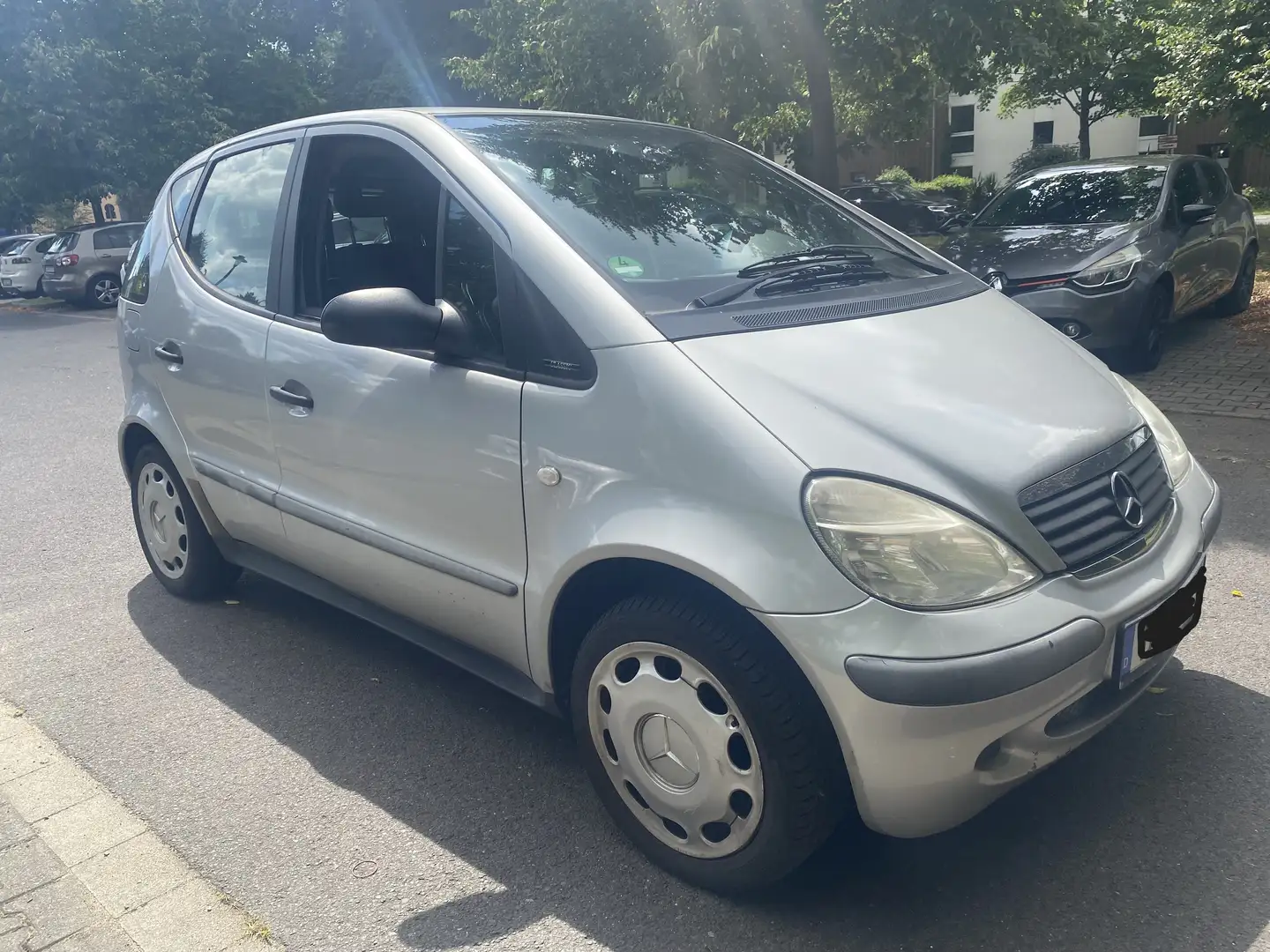 Mercedes-Benz A 140 A-Klasse Classic Срібний - 1