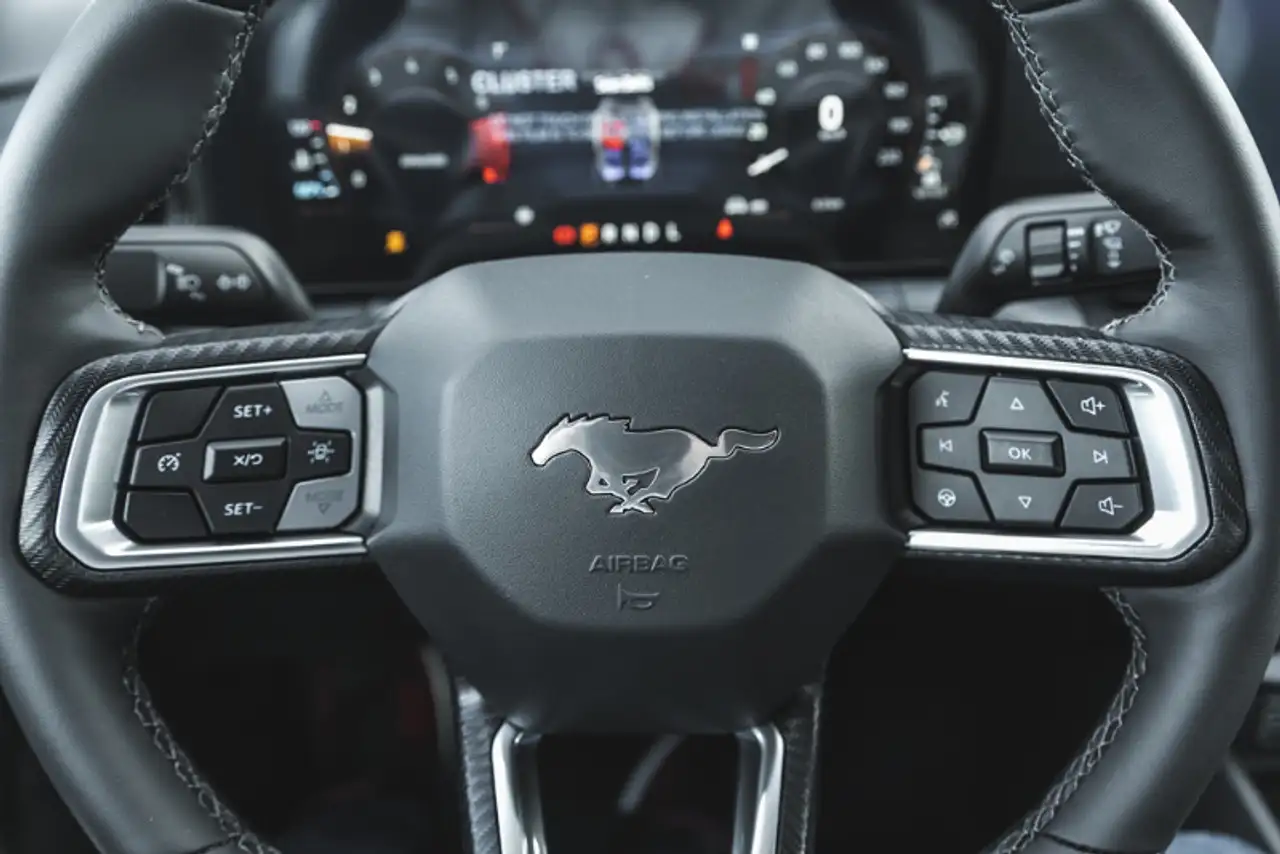 Ford Mustang снимка Ford Mustang