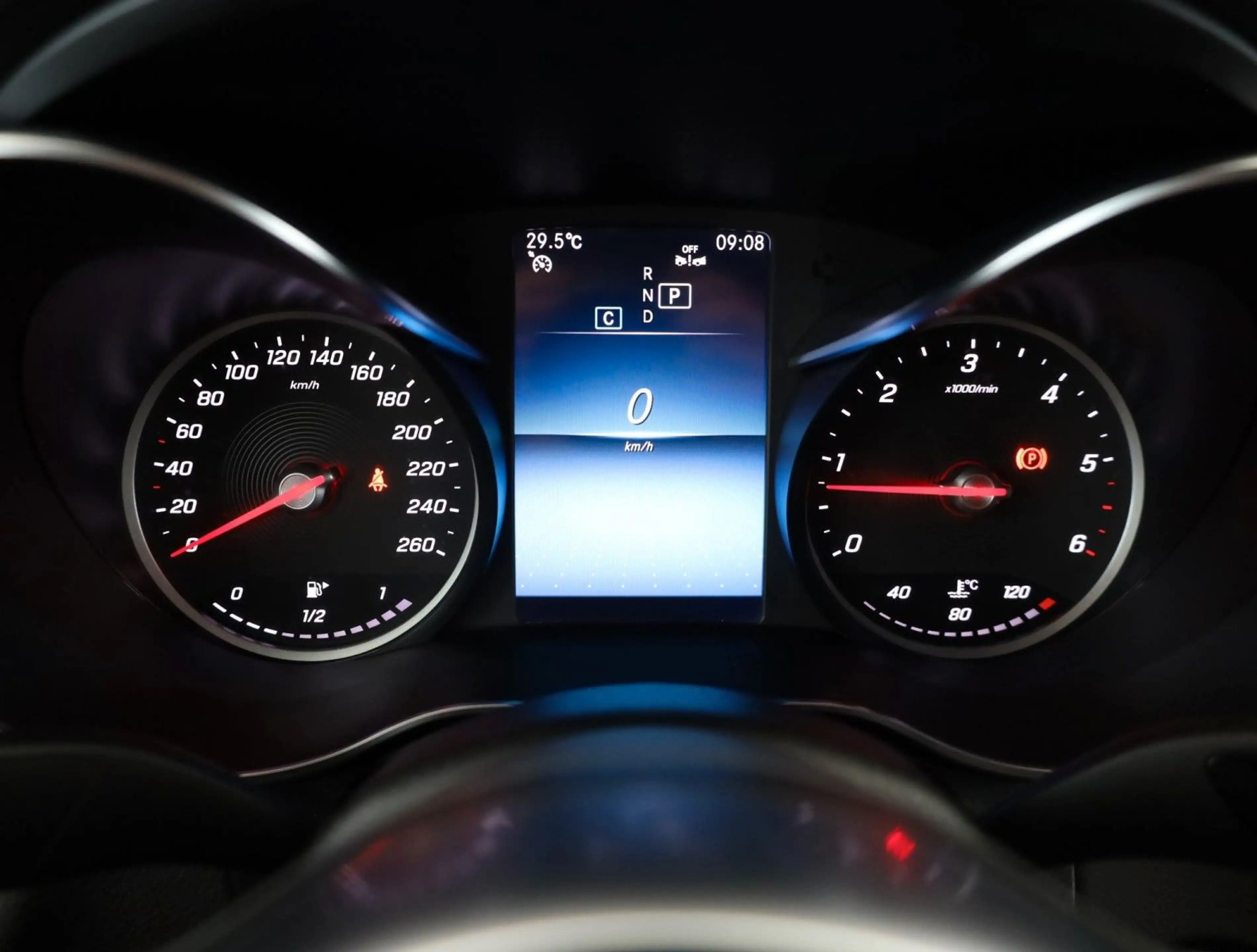 Mercedes-Benz GLC 220 d Coupe AMG-Line 4Matic+19erLM+Kamera — photo 15