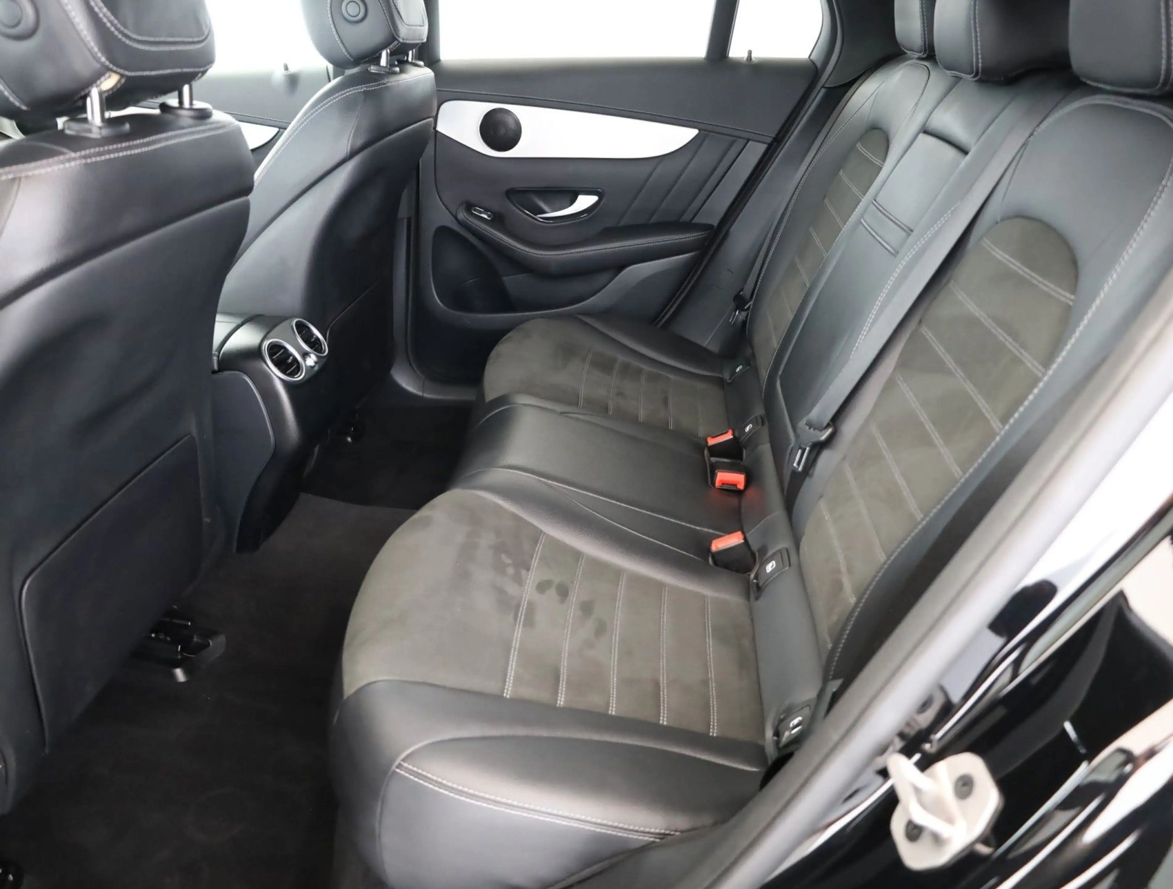 Mercedes-Benz GLC 220 d Coupe AMG-Line 4Matic+19erLM+Kamera — photo 12