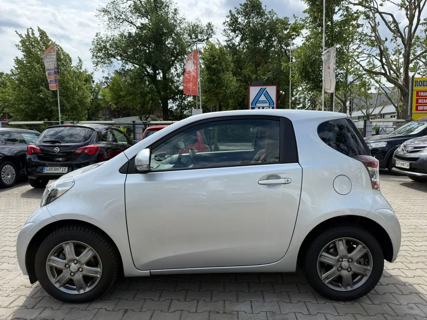 Toyota iQ iQ + Argento - 2