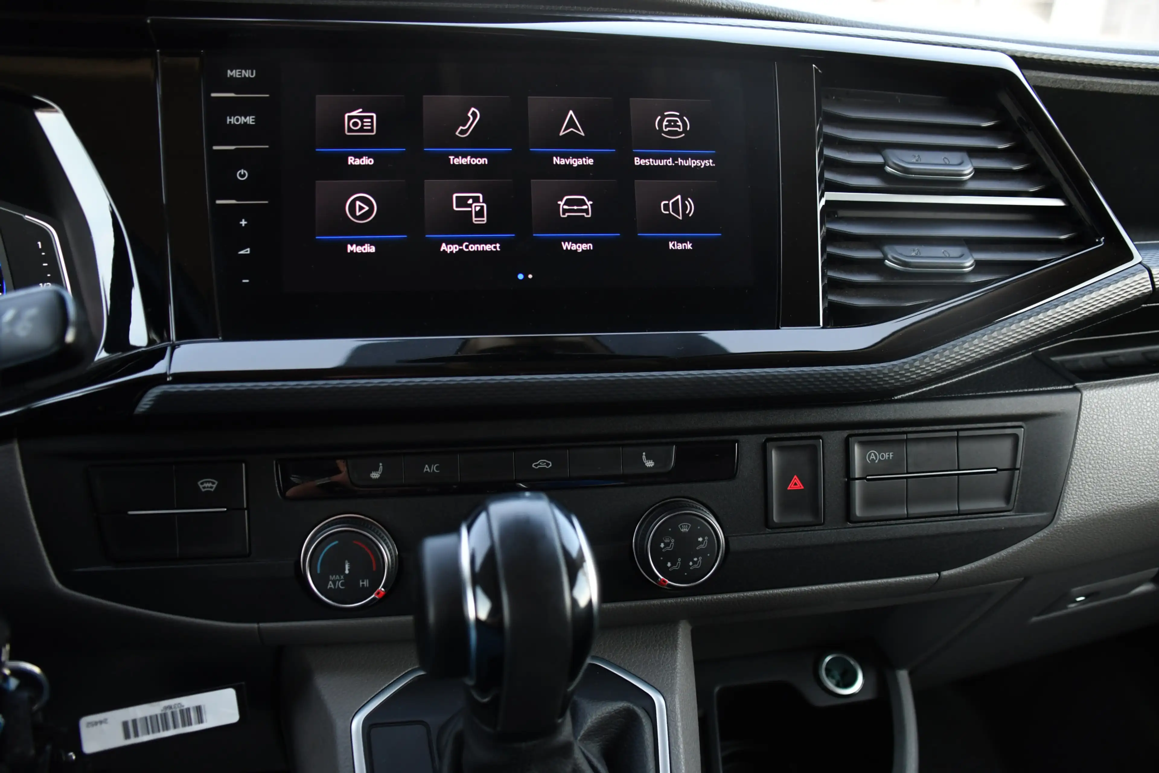 Volkswagen Transporter 2.0 TDI L2H1 32 DC Bulli 4Motion Virtual, Adaptiev — photo 17