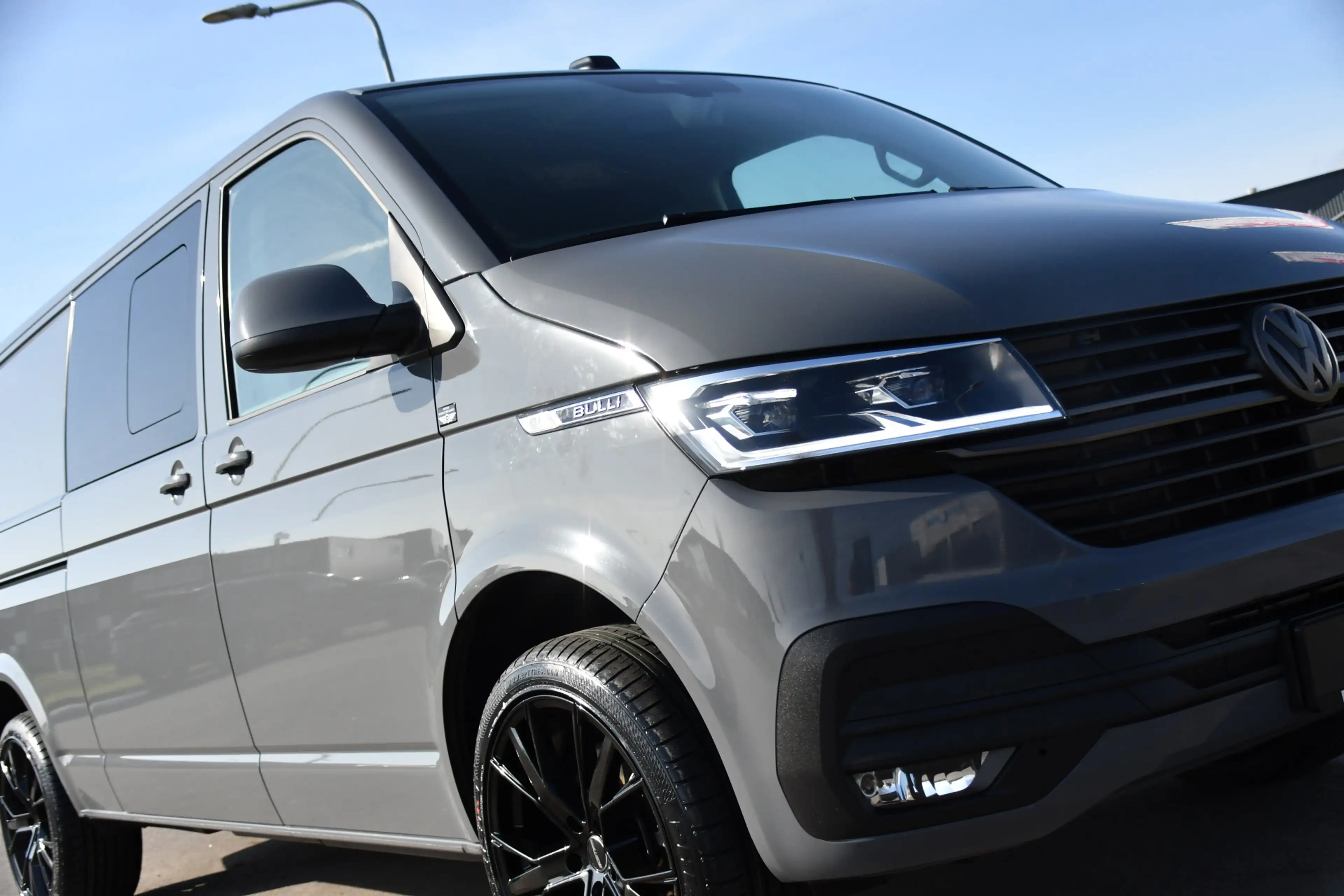 Volkswagen Transporter 2.0 TDI L2H1 32 DC Bulli 4Motion Virtual, Adaptiev — photo 19