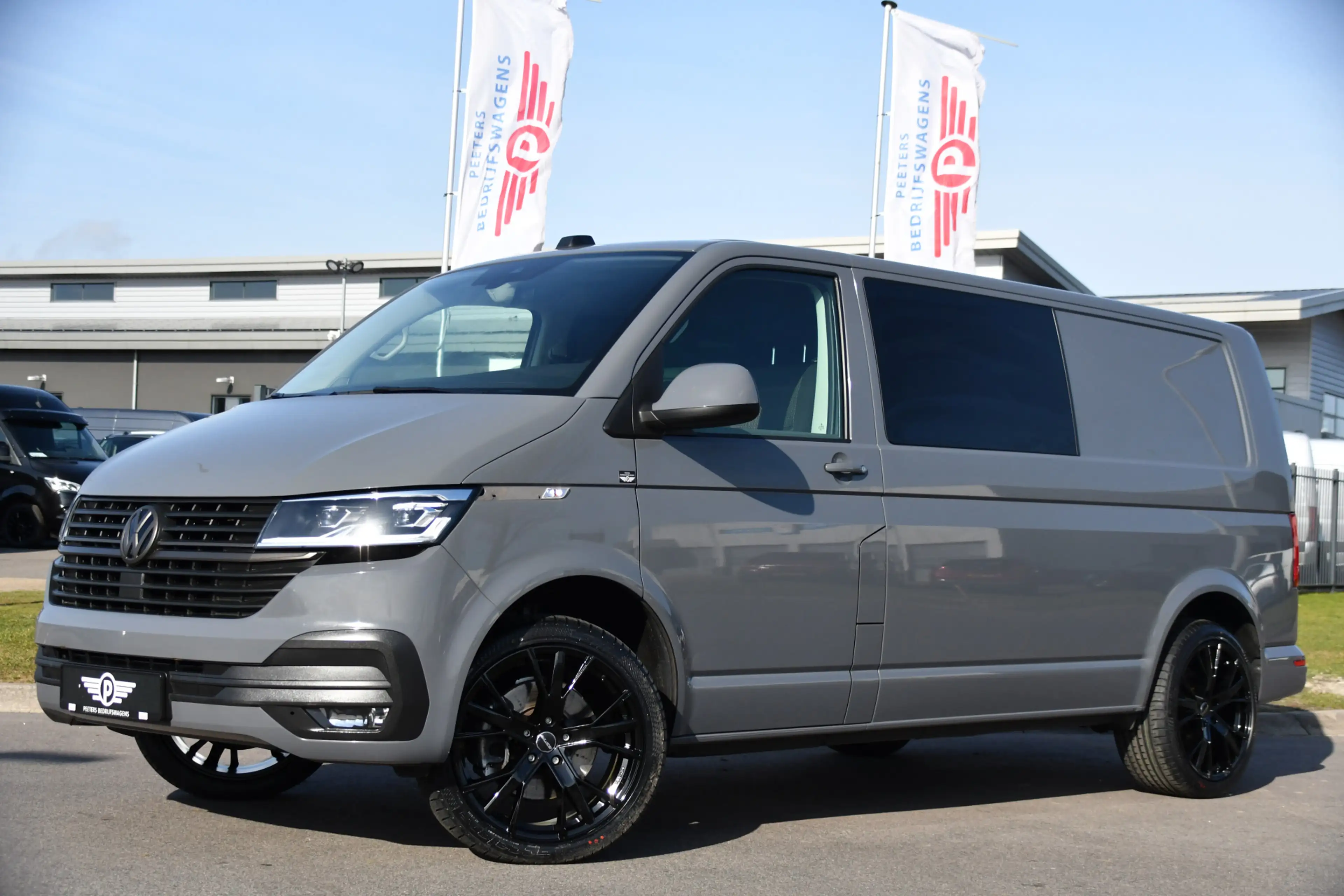 Volkswagen Transporter 2.0 TDI L2H1 32 DC Bulli 4Motion Virtual, Adaptiev — photo 3