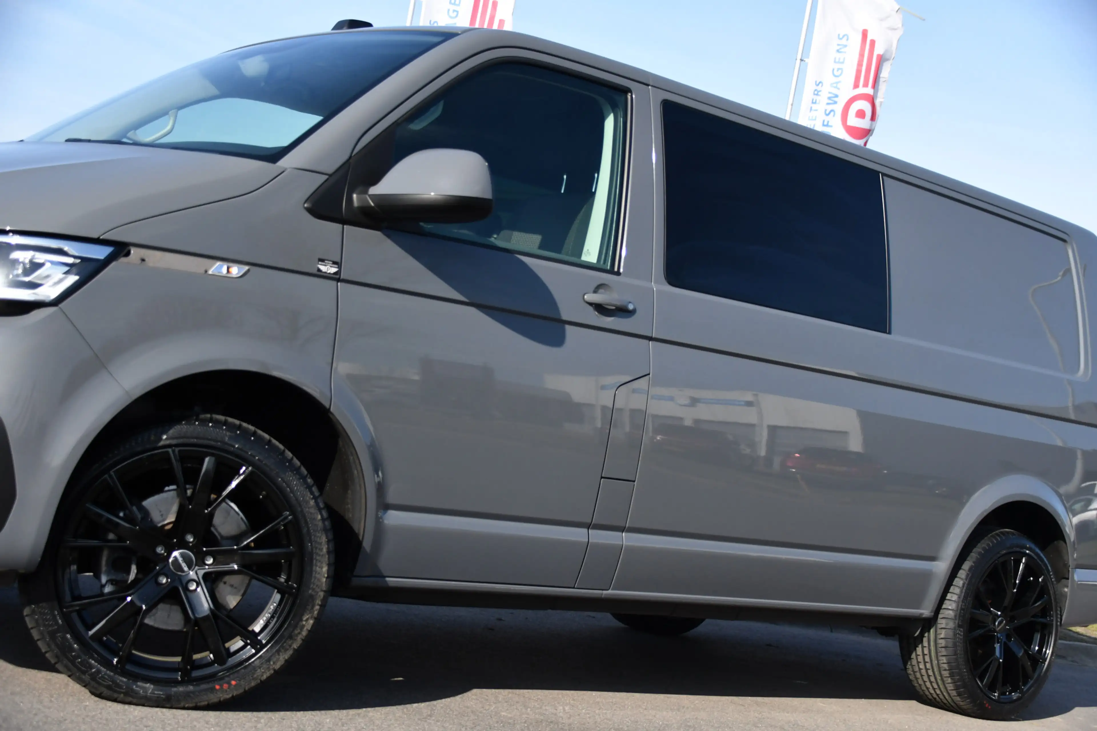 Volkswagen Transporter 2.0 TDI L2H1 32 DC Bulli 4Motion Virtual, Adaptiev — photo 34
