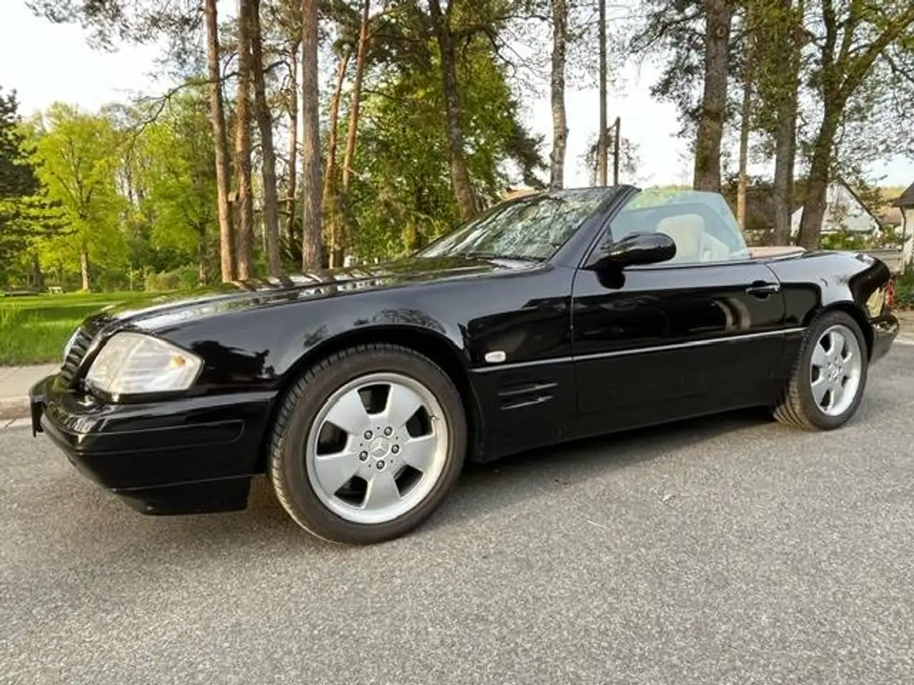 Mercedes-Benz SL 280 Cabrio, foto 1